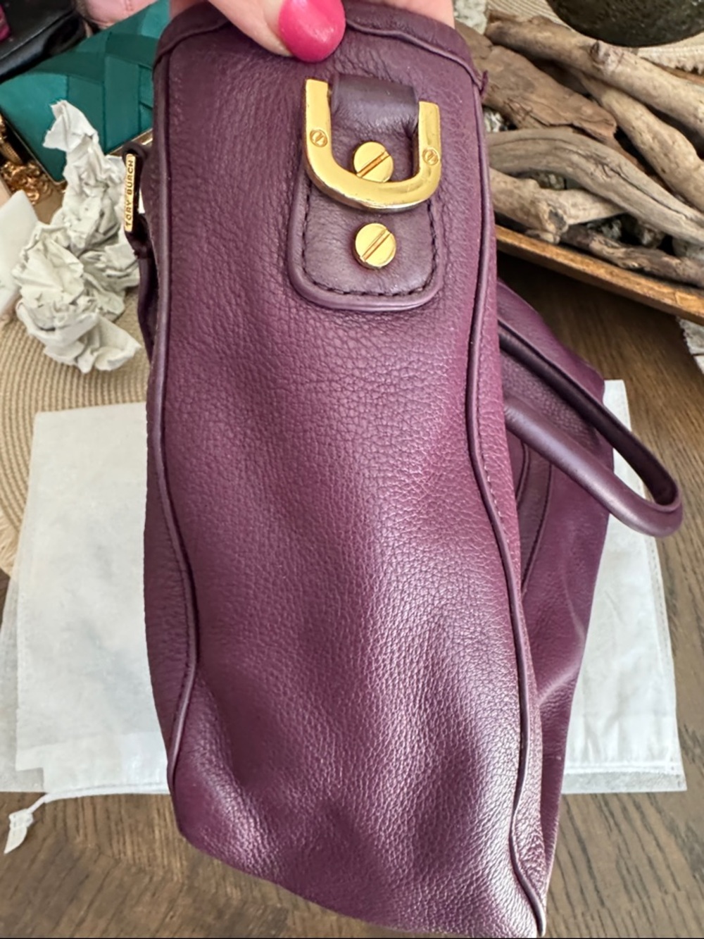 Tory Burch Amanda Plum Hobo Bag with Gold Logo & plain dusty - Picture 7 of 8